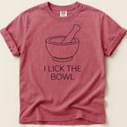 Red Comfort Colors t-shirt with a mortar and pestle graphic and "I LICK THE BOWL" text.