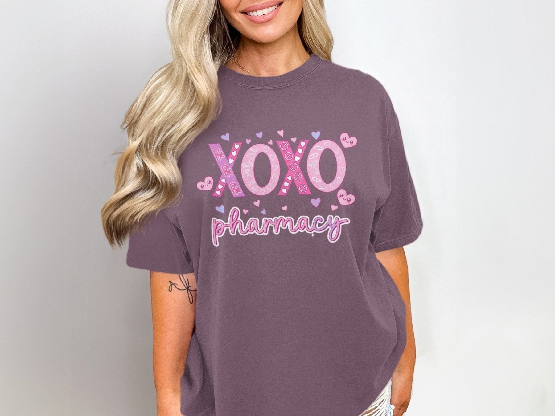 XOXO Pharmacy Tee - Pharmacy Apparel for Pharmacists, Techs & Students